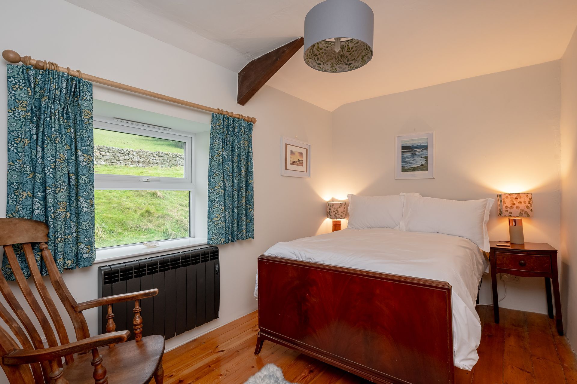 Second bedroom 