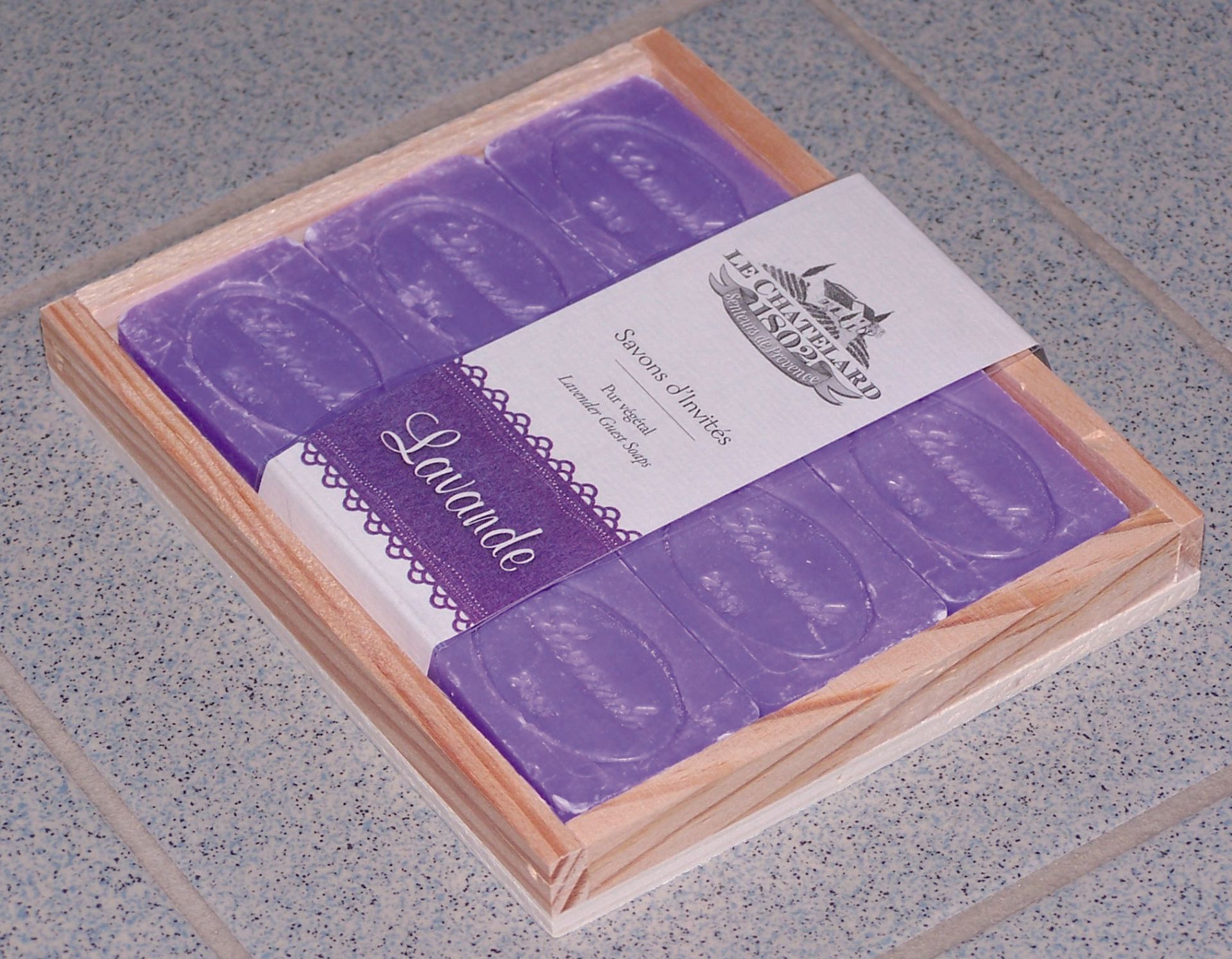 Photo d'un coffret à savons en bois