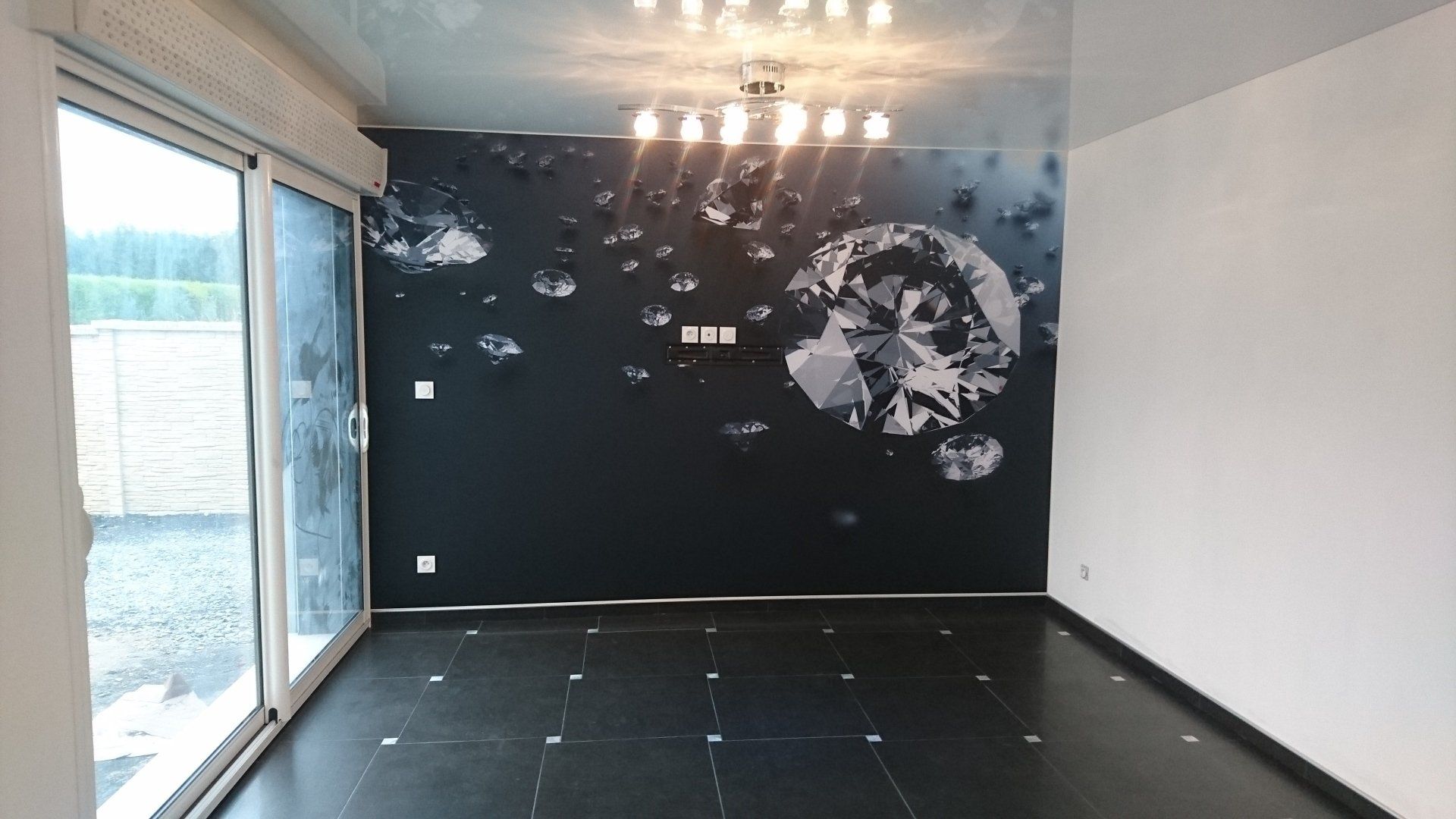 Mur tendu dans une chambre