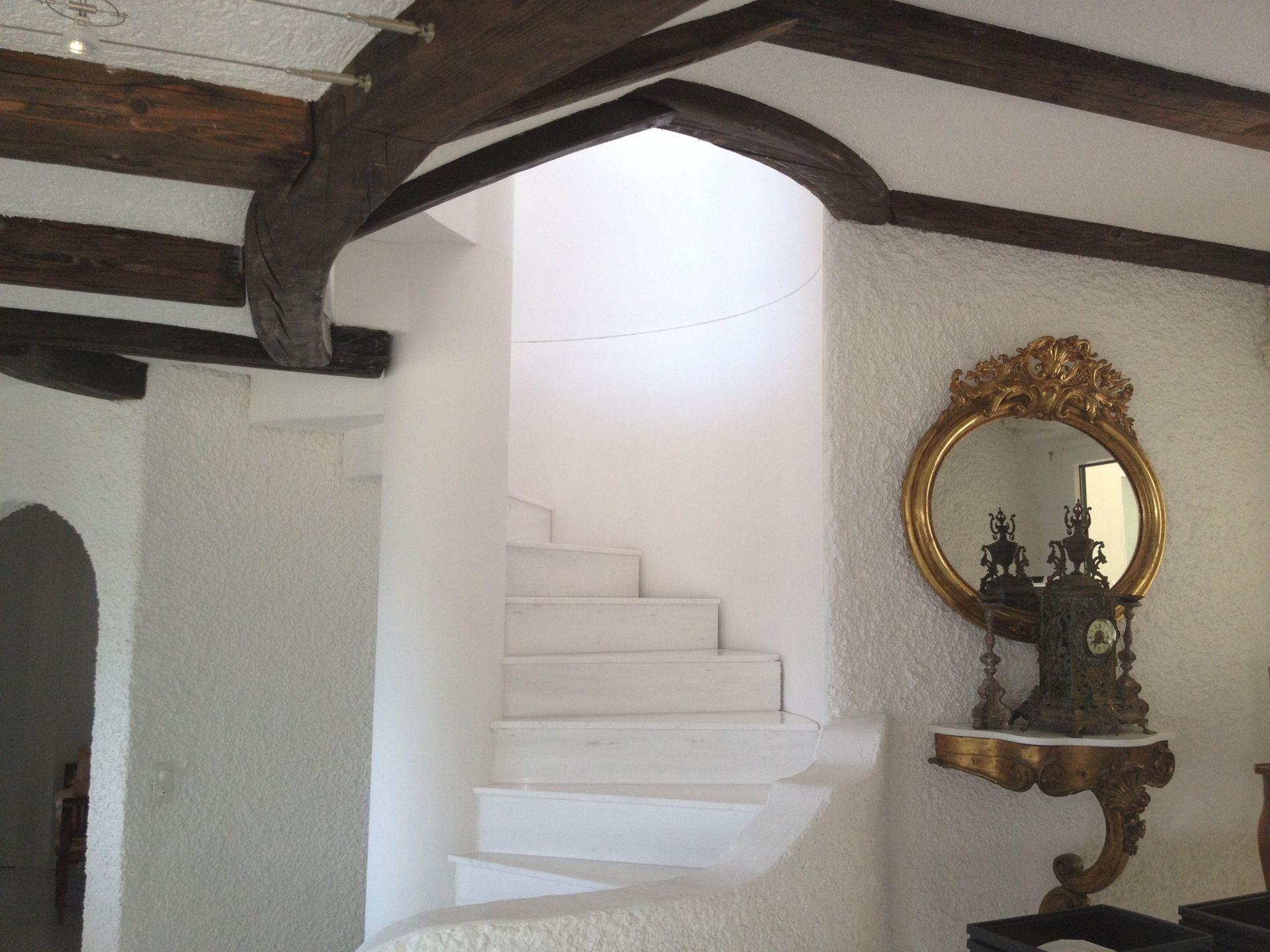 Renovation mit Treppenhausgeländer - Armin Föllmi und Co. AG