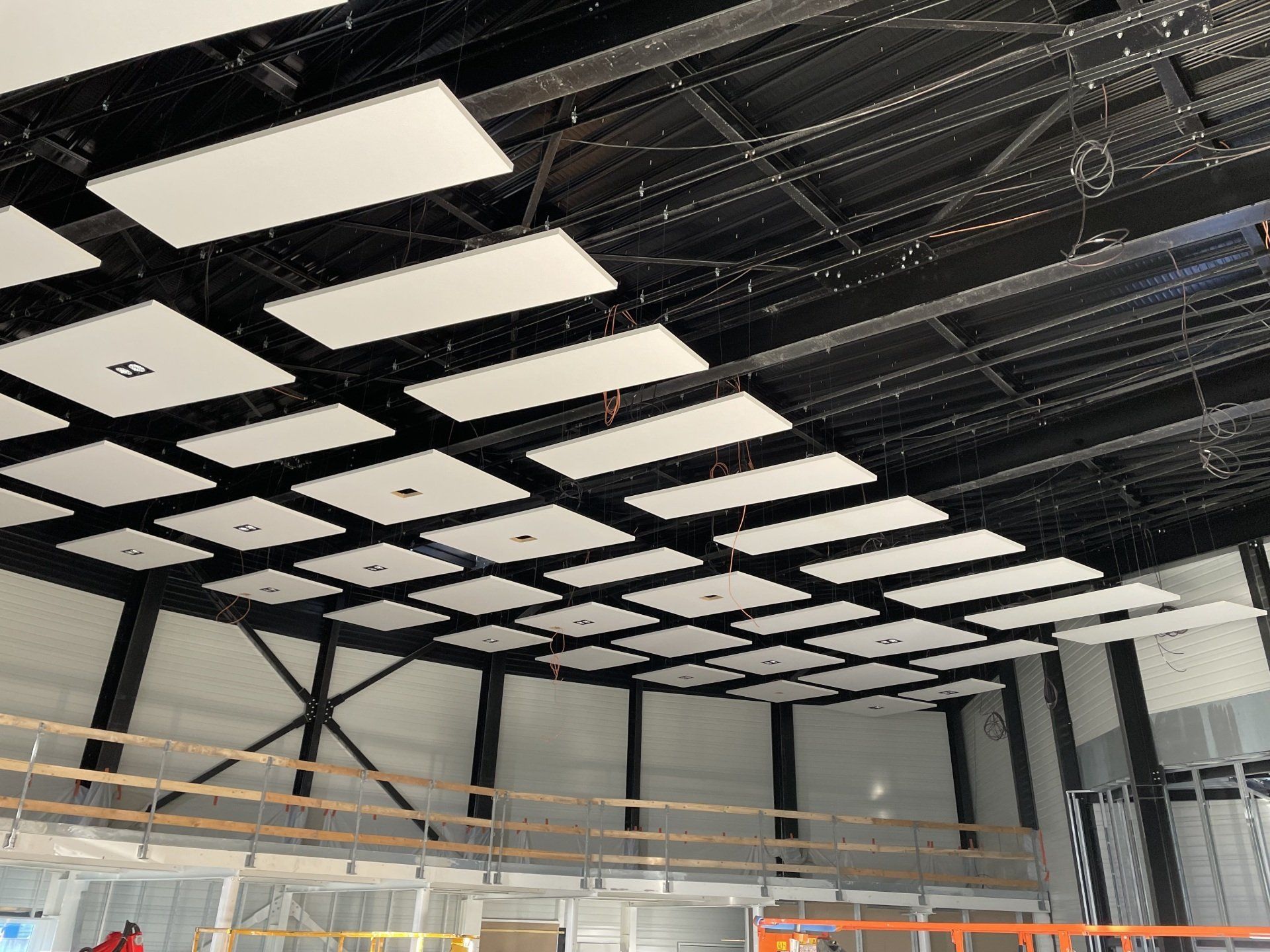 Pose de panneaux acoustiques au CCI de Vesoul