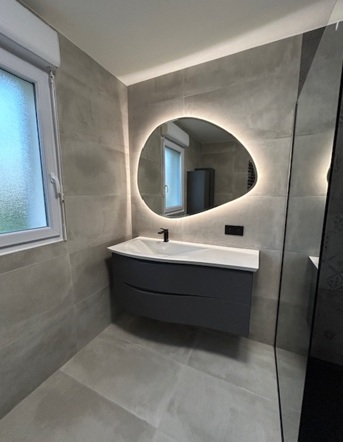 vasque et miroir