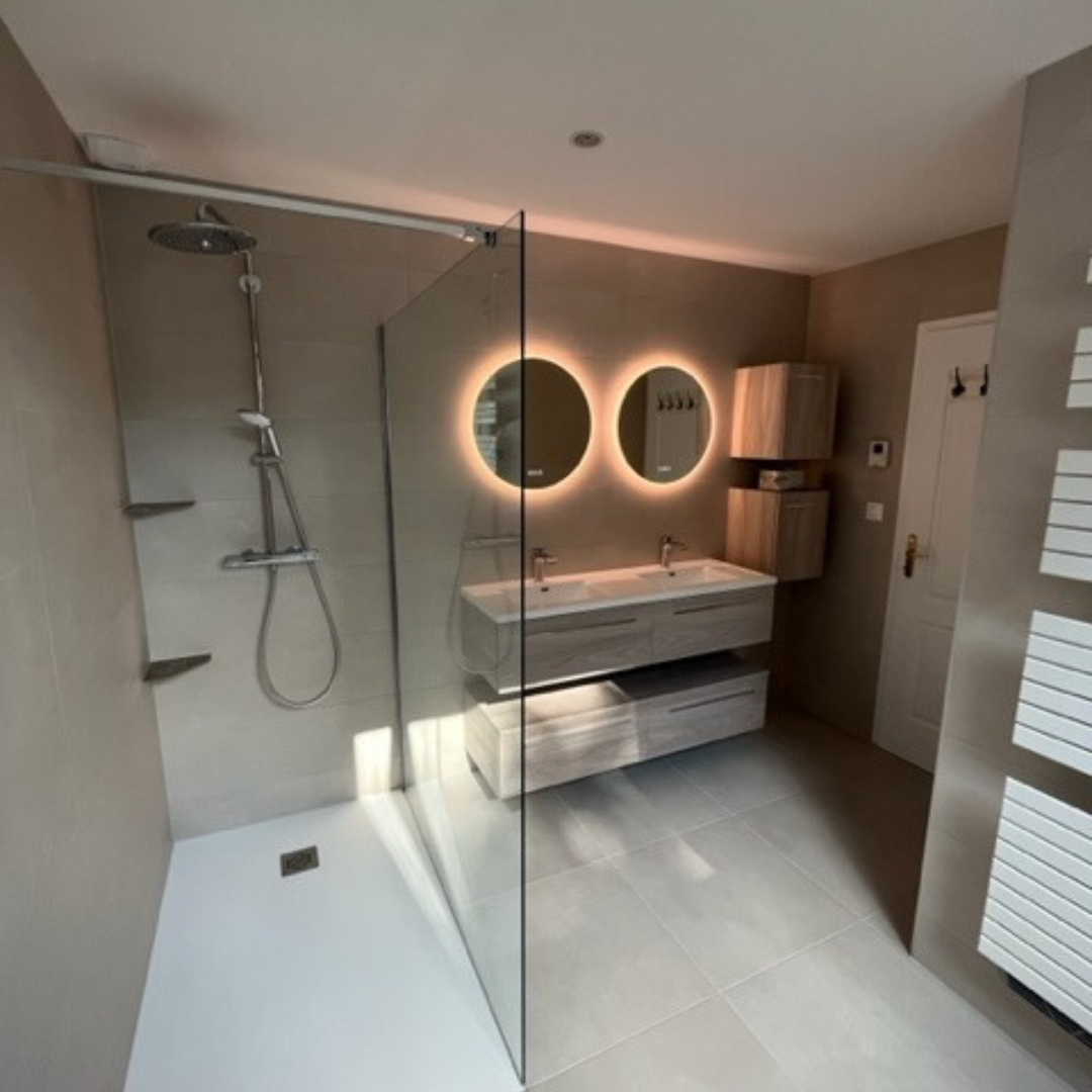 Double vasque et double miroir
