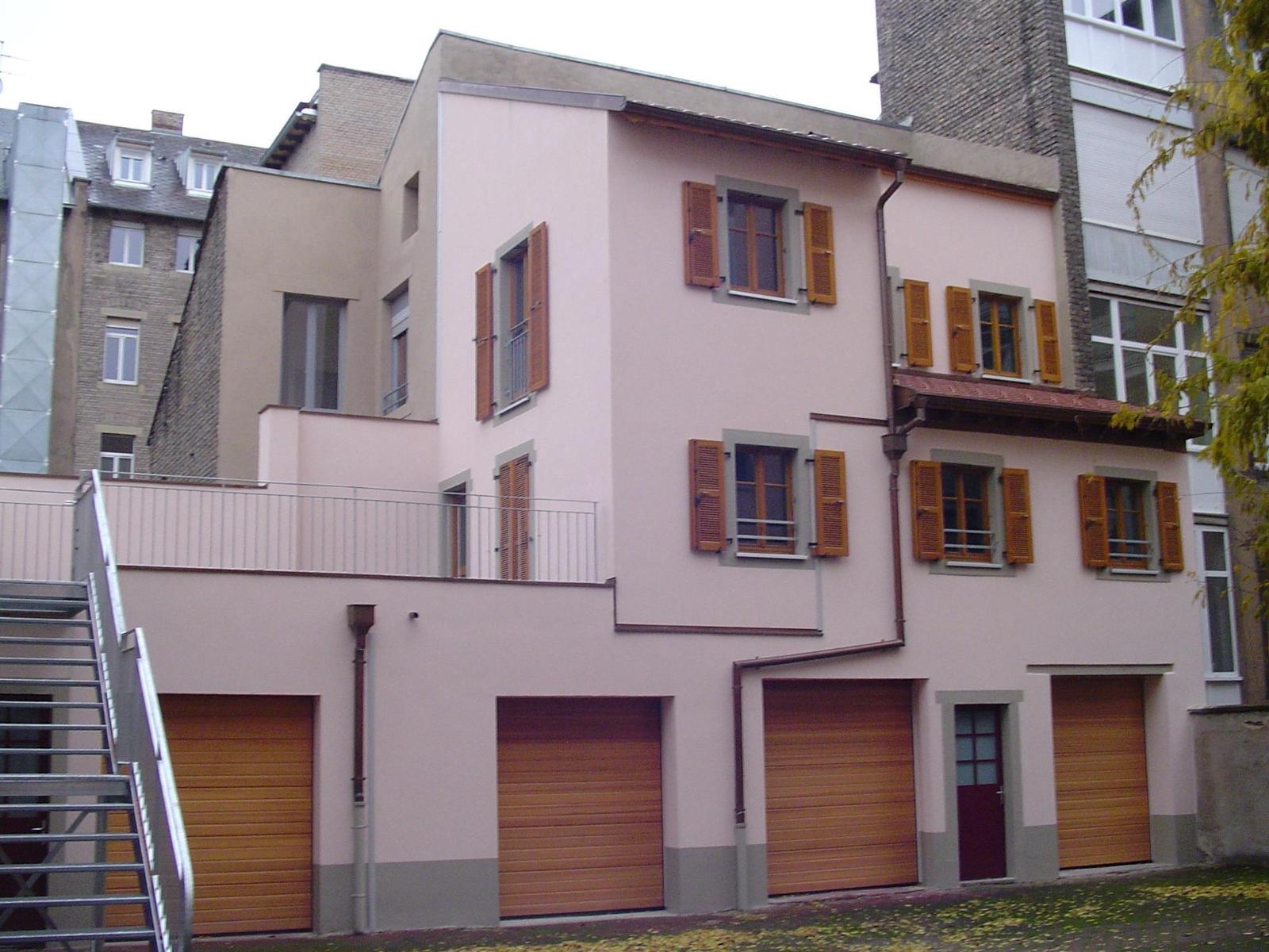 Construction : 2 appartements sur garages existants, ossature bois