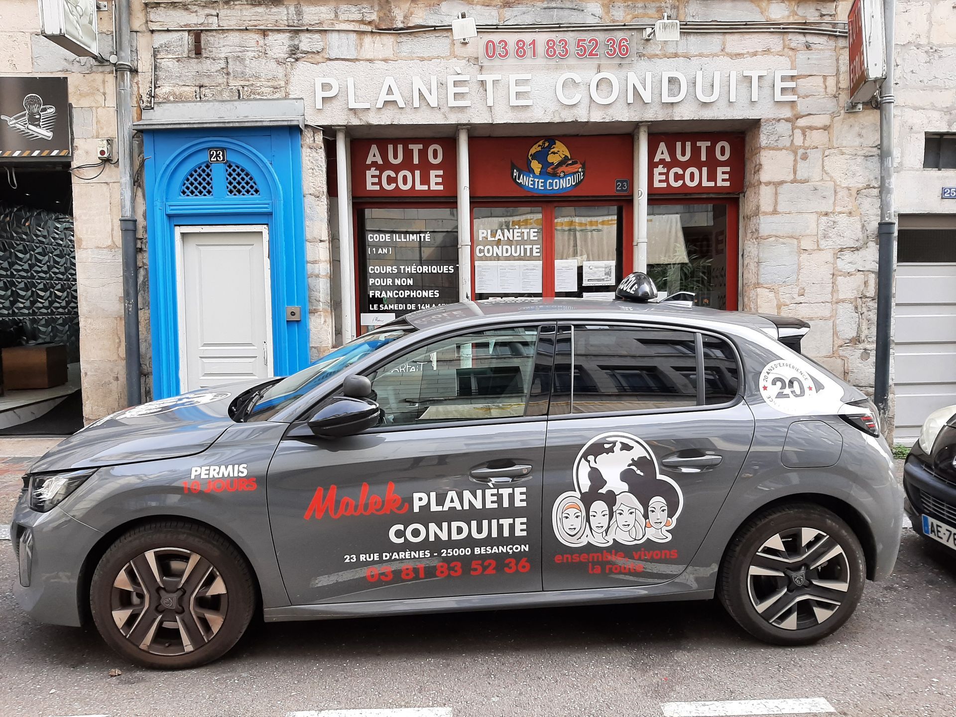 Véhicule de l'auto-école 3