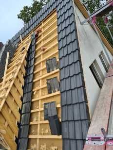 Satteldachumdeckung Ziegel