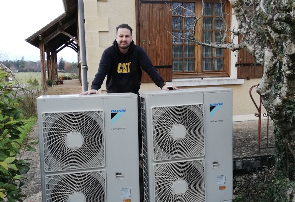 Installation d'une pompe à chaleur réalisée par un professionnel