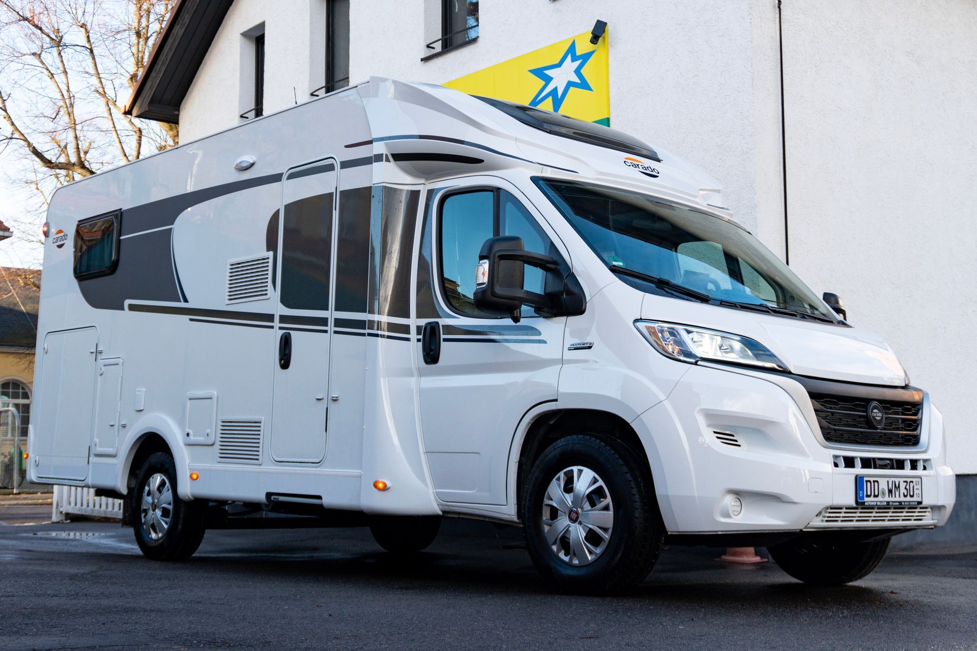 Carado T338 Wohnmobil bei Autohof Billich