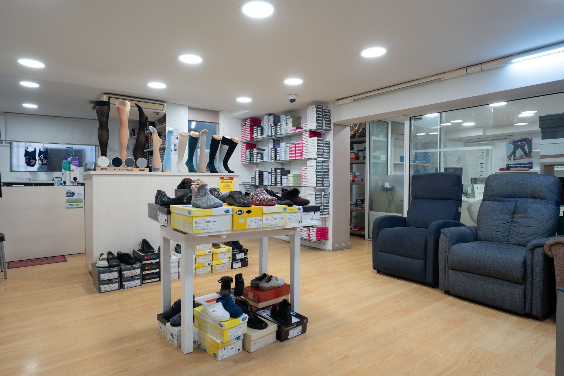 Intérieur de la Pharmacie Populaire à Montpellier