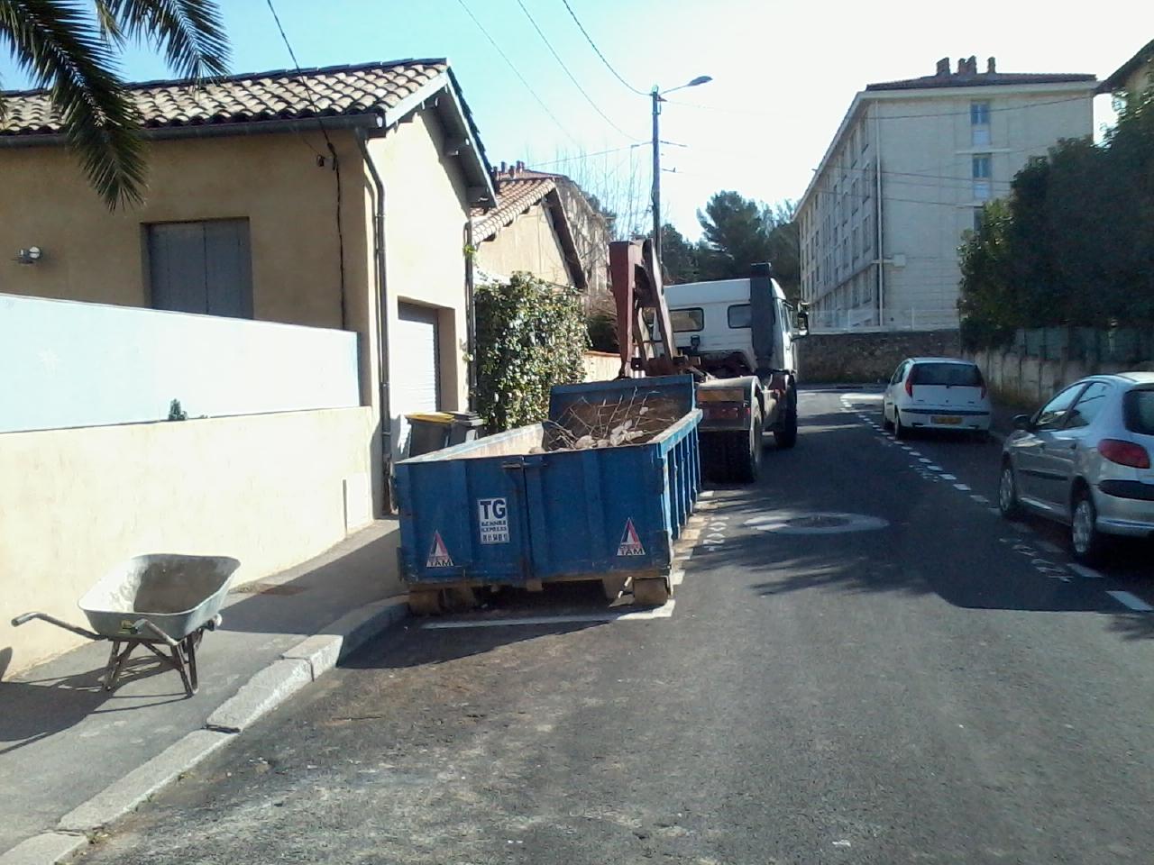 Benne adaptée parking