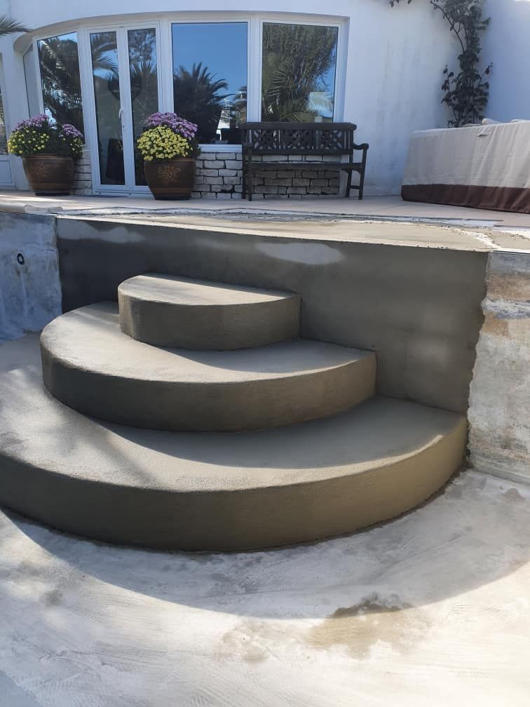 Rénovation d'un escalier de piscine