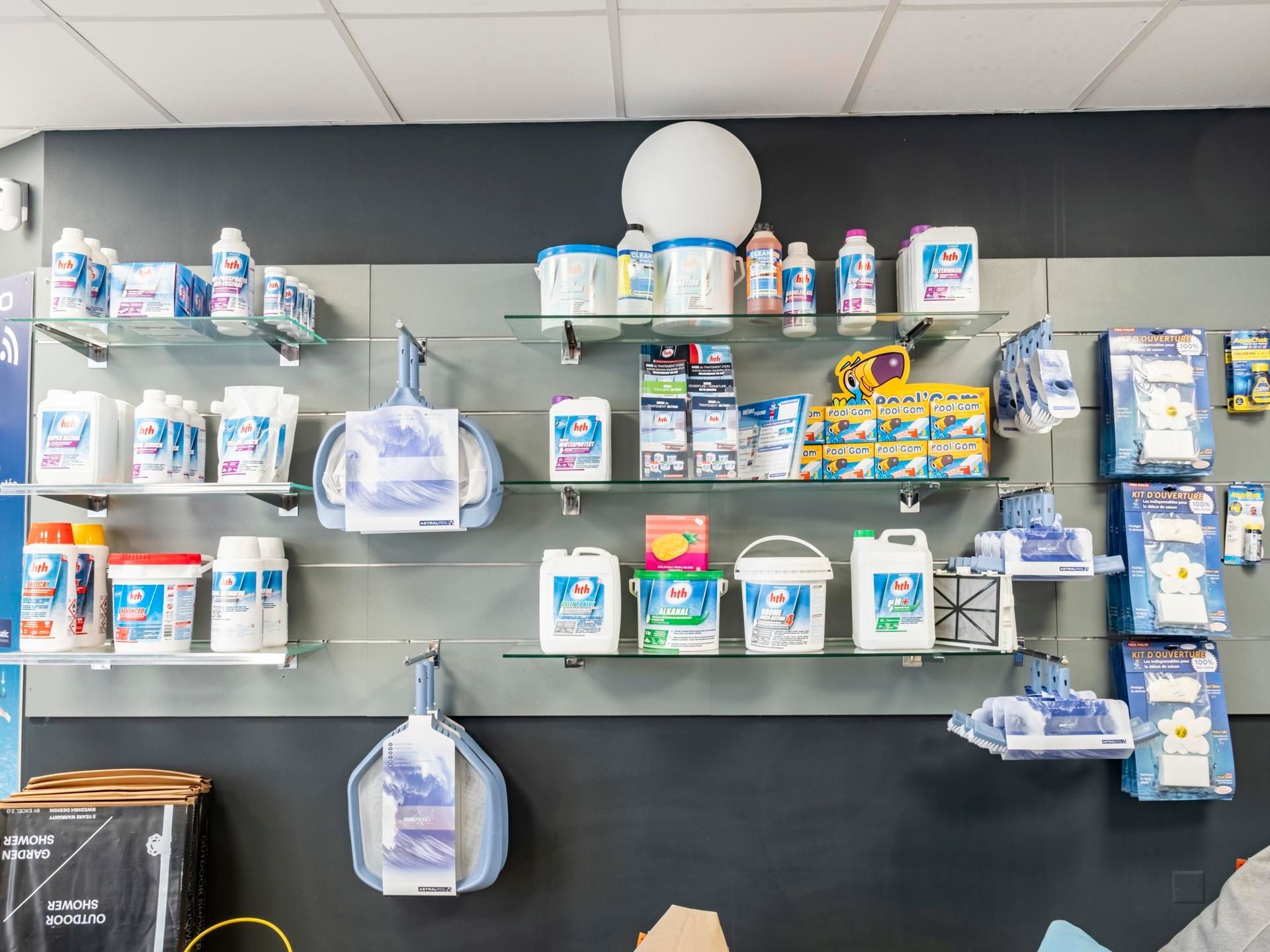 Produits d'entretien de piscine