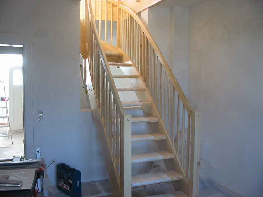 helle Holztreppe