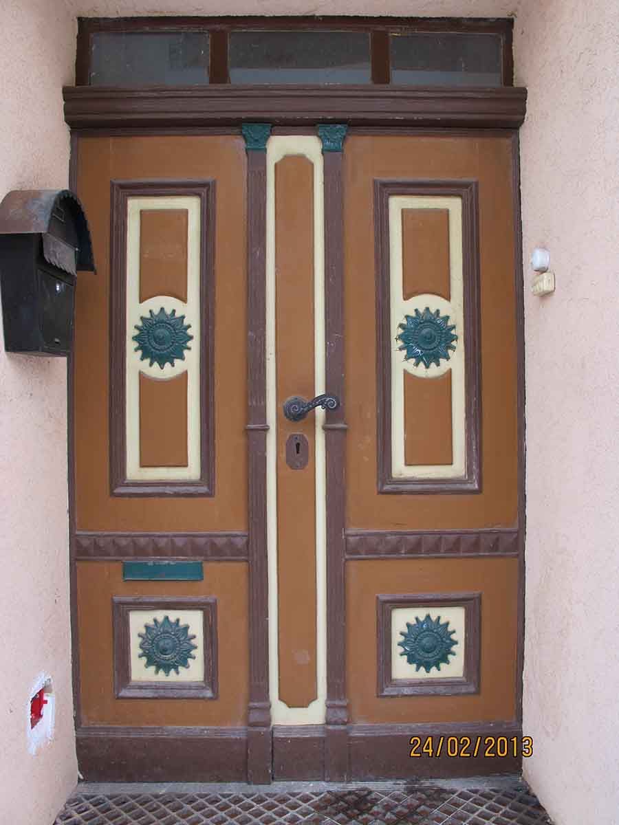 Haustür Holz Verziehrungen