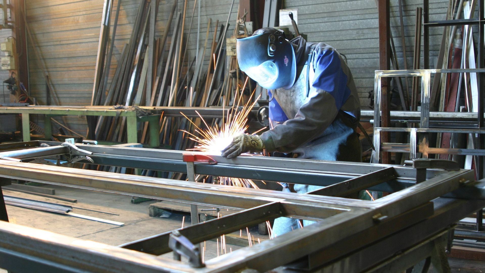 Professionnel soudeur