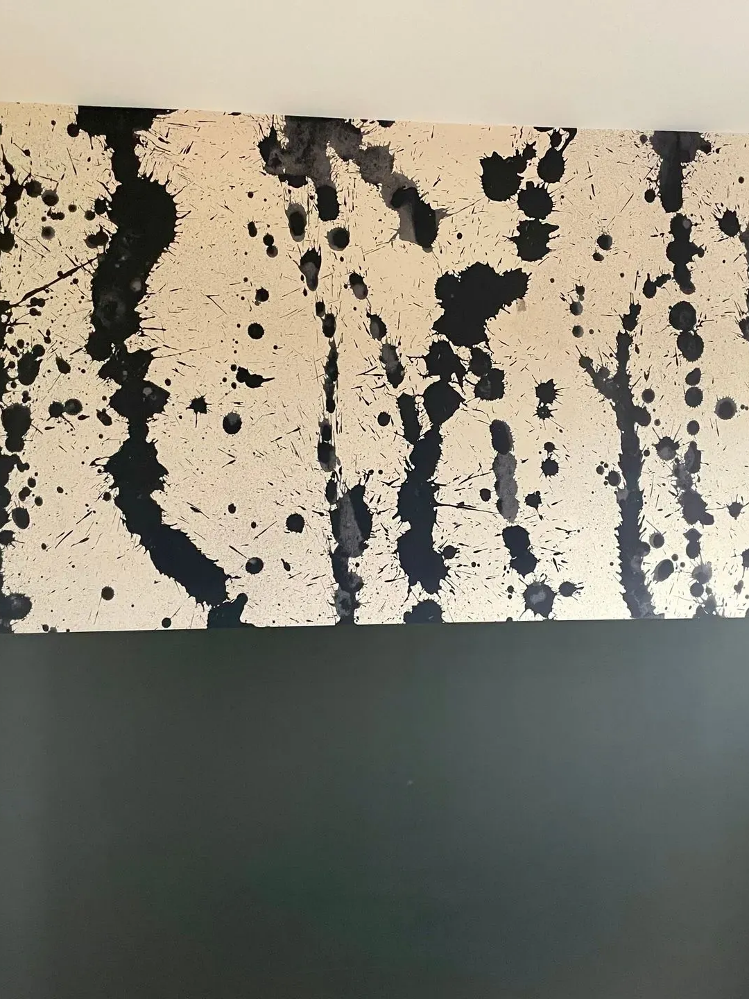 Peinture à effet tacheté