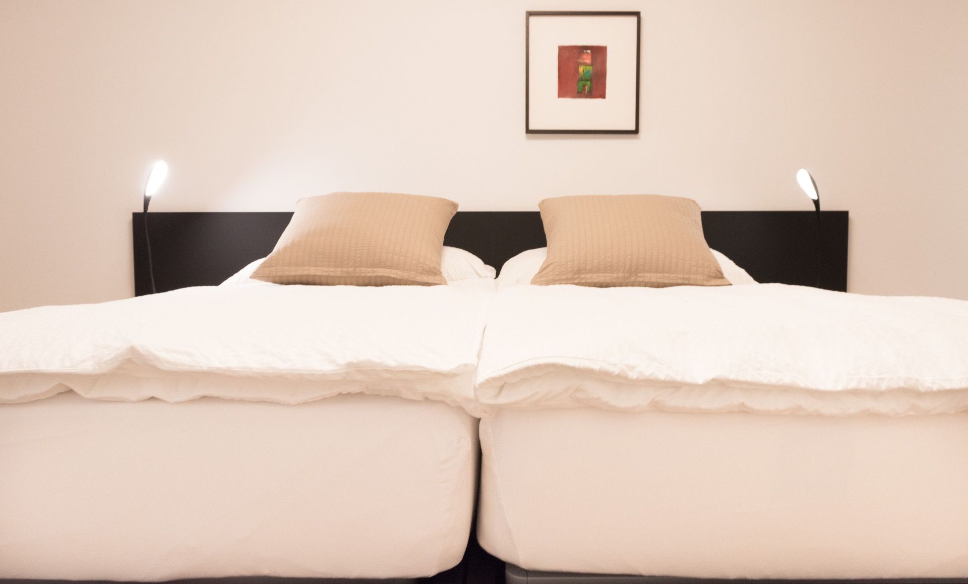 Hotel and guesthouse La Croix Blanche in Posieux - appartements - bedroom