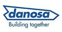 Logotipo de Danosa: texto azul dentro de una forma azul y angular,