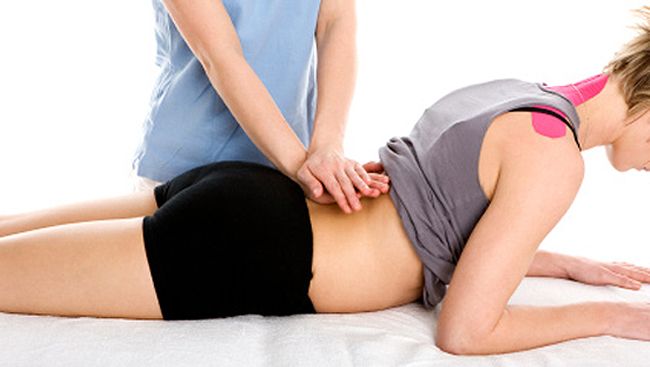 ANGEBOT - VON INDIVIDUELLEN TRAININGSTHERAPIEN BIS HIN ZU MASSAGE, PILATES UND GRUPPENTRAININGS