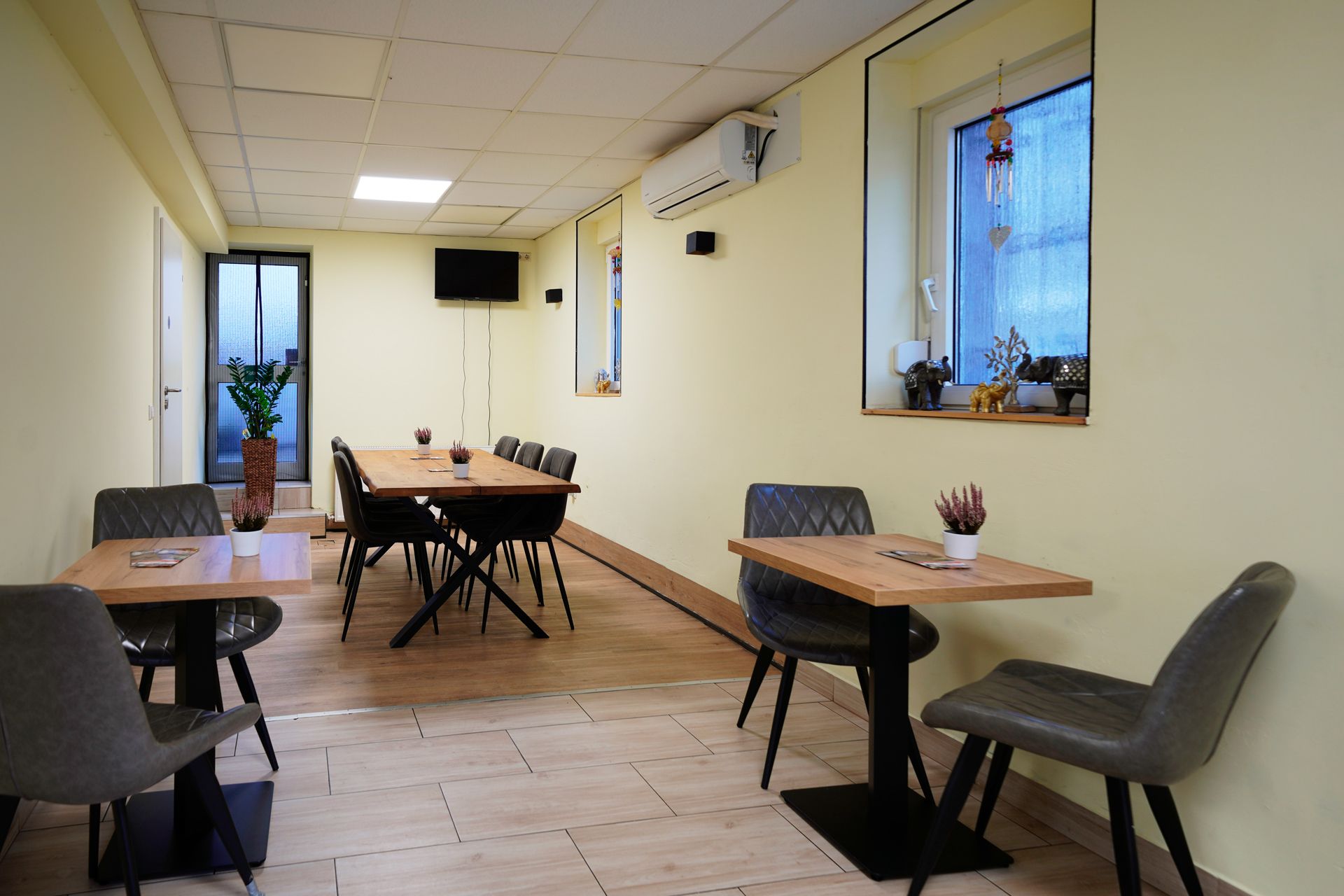 Thai Smile Imbiss Sitzplätze