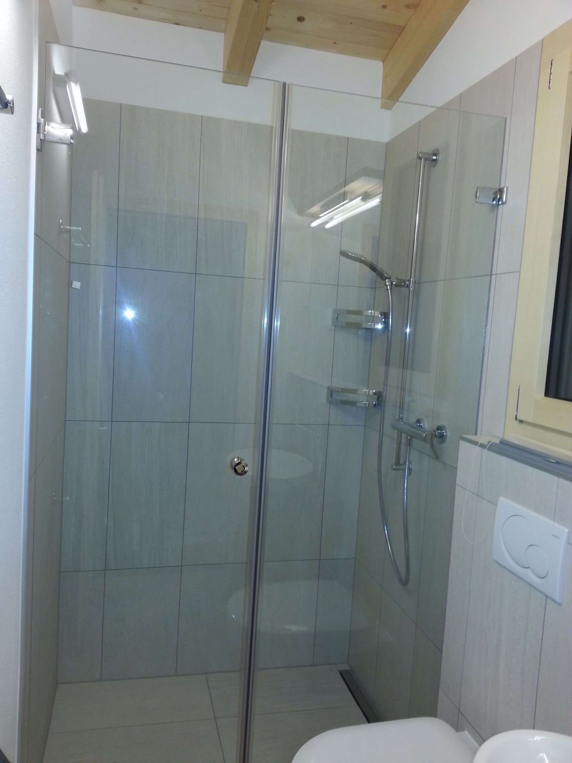 sanitär dusche - scuol - christoffel heizung sanitär lüftung