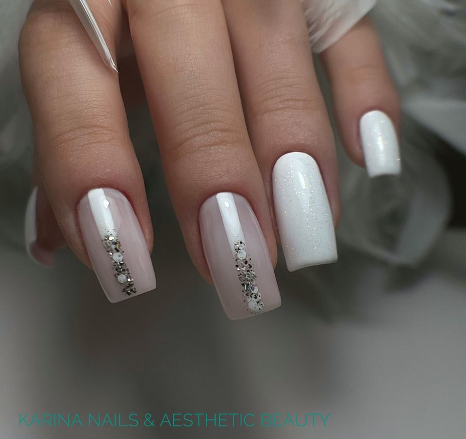 Karina Nails & Aesthetic Beauty Naildesign Pink Weiss
