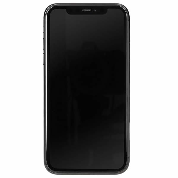 Smartphone negro con pantalla en blanco, centrado sobre un fondo blanco.