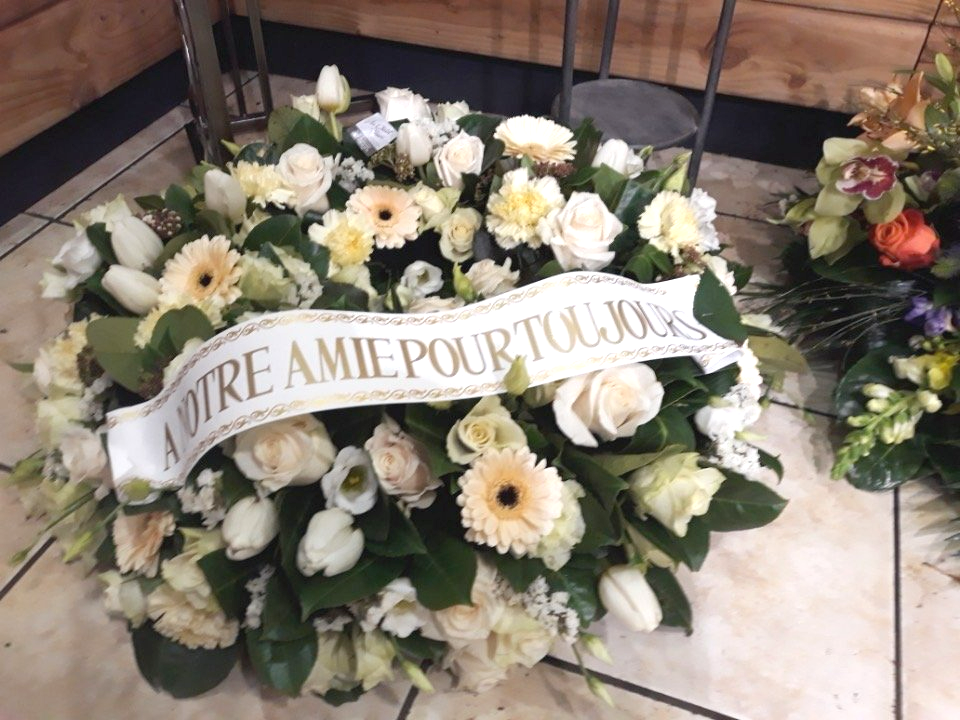 Fleurs de cérémonie de deuil