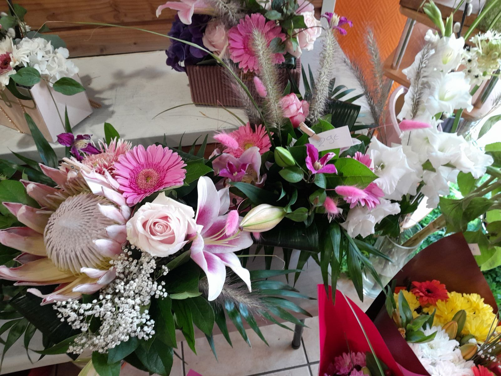 Compositions florales en présentation