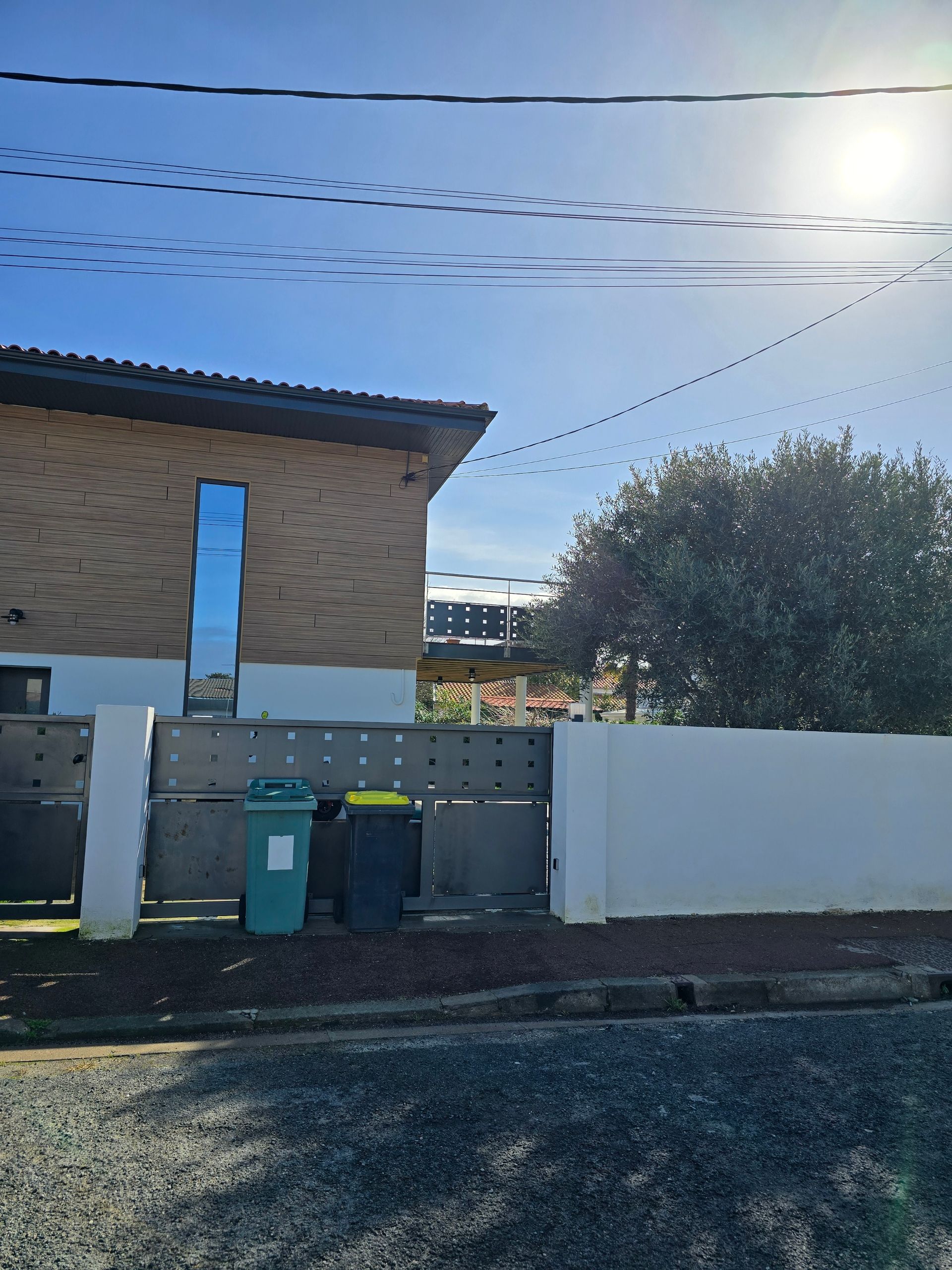 Maison en façade bois