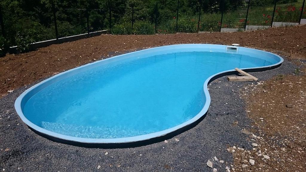 Piscine à coque installation
