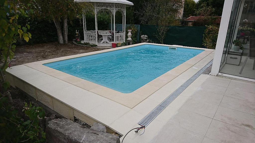 Construction de piscine coque