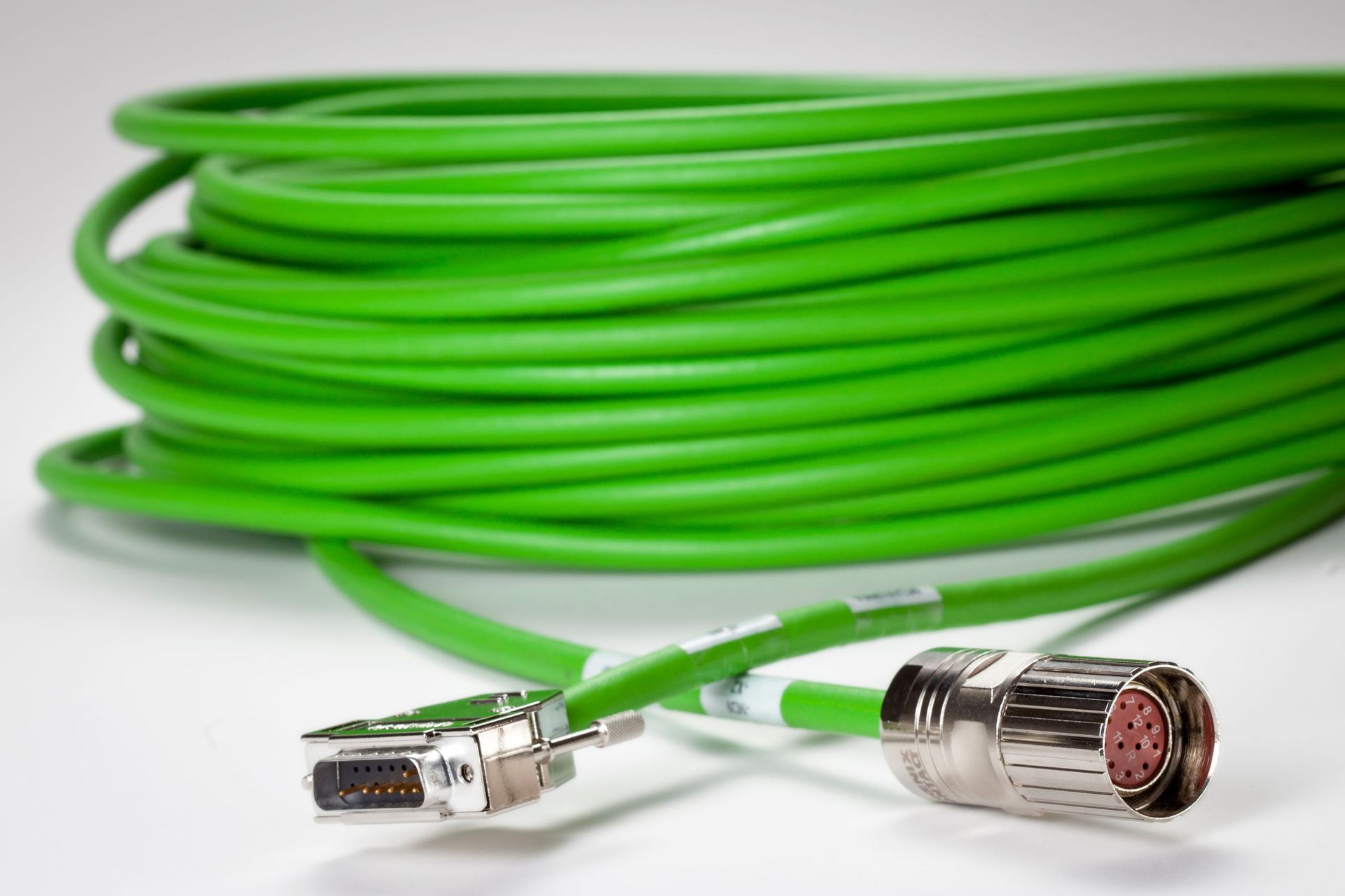 Multimedia Kabel - Multikonf F. Räth