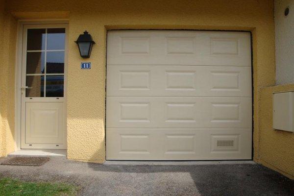 Porte de garage enroulable