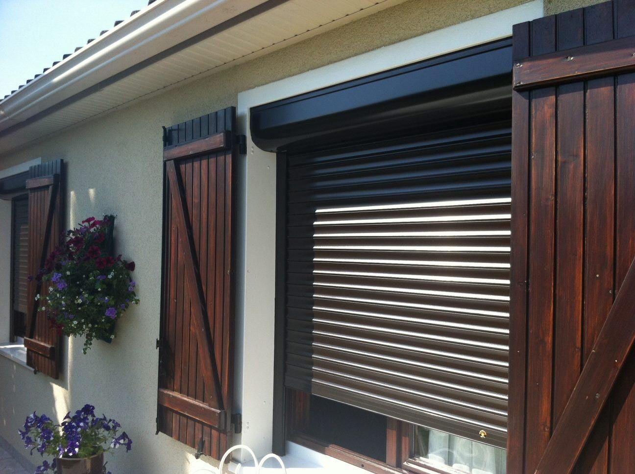 Volets battants en bois