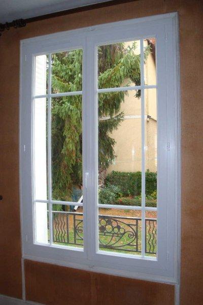 Fenêtre en PVC fermée