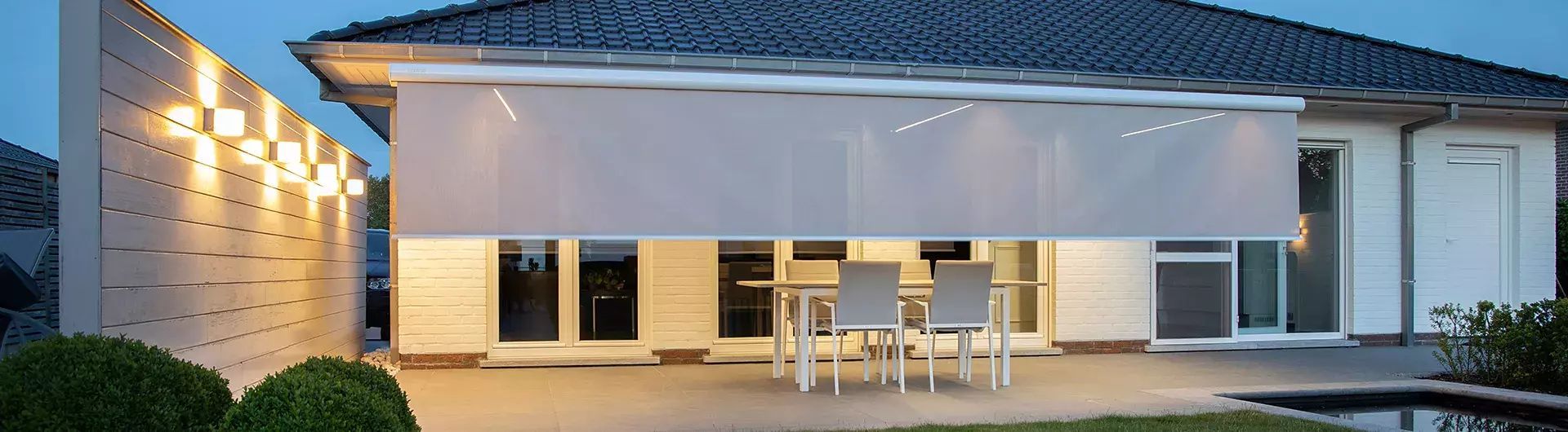 Store à banne Brustor B25 Volant