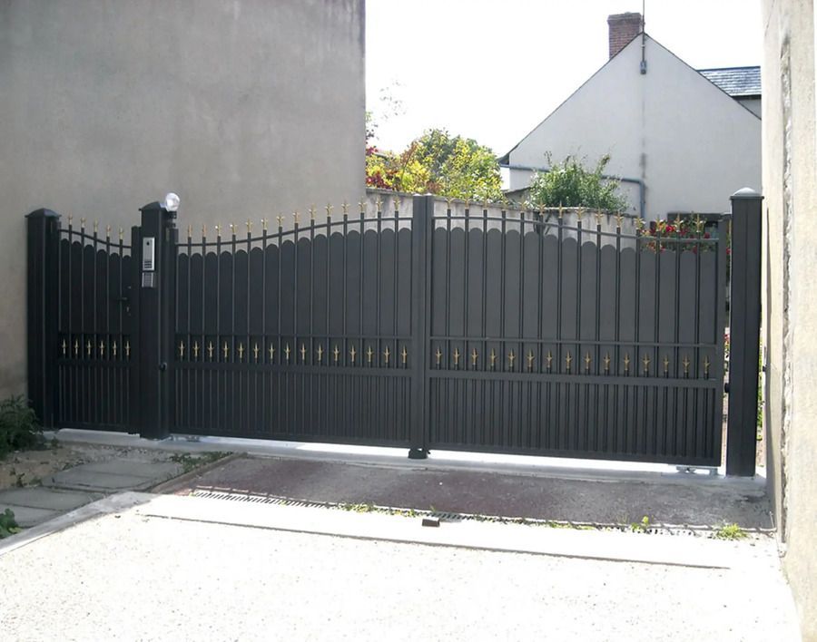 Portail en aluminium battant Rosno