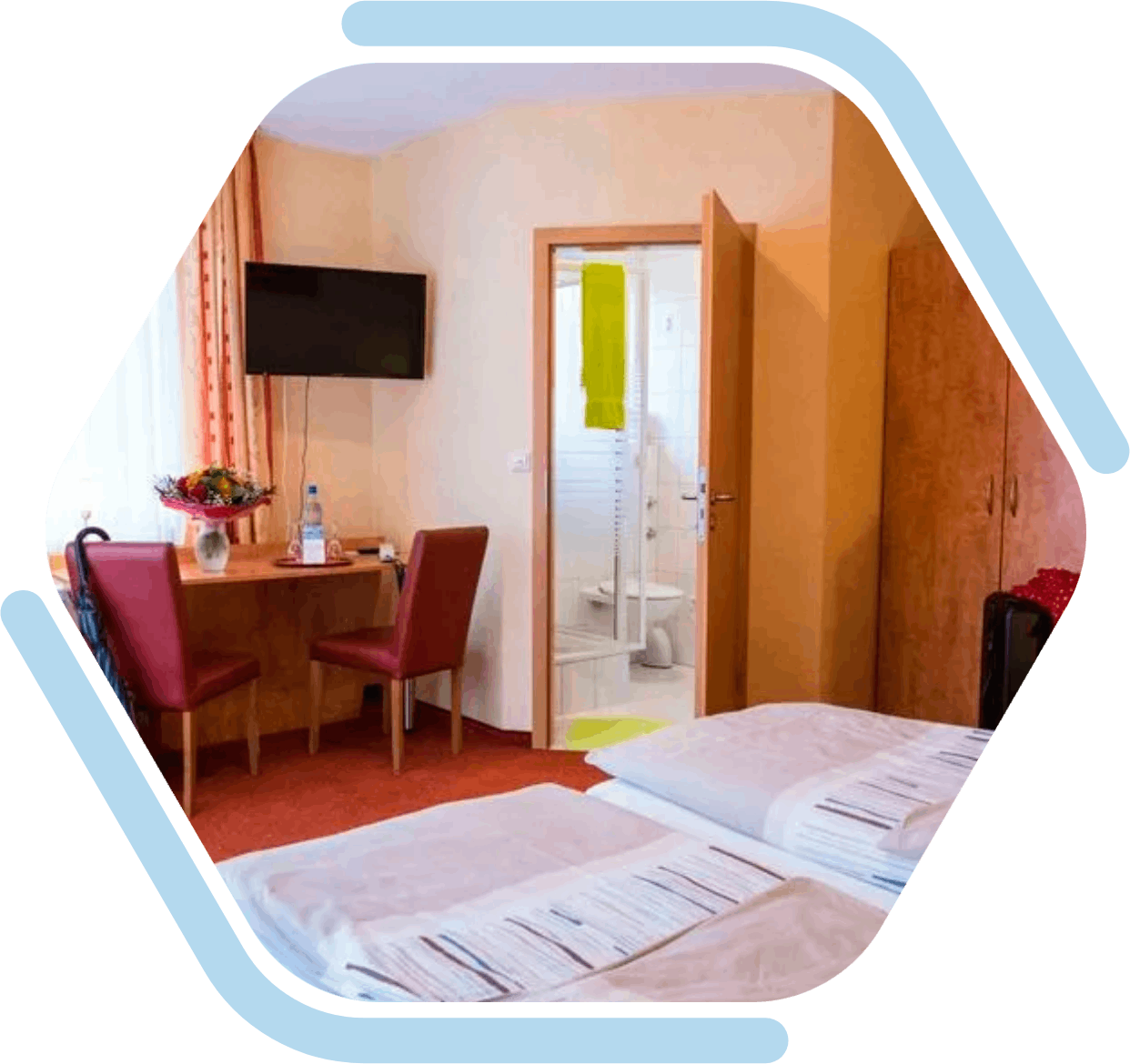 Hotelzimmer mit zwei Einzelbetten