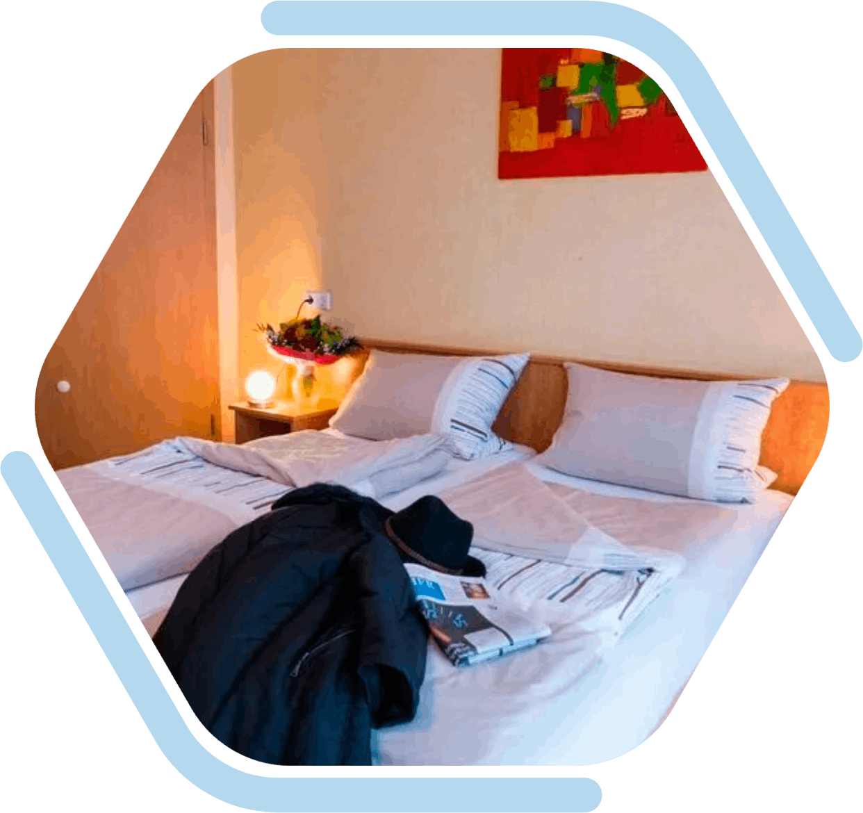 Hotelzimmer mit Doppelbett