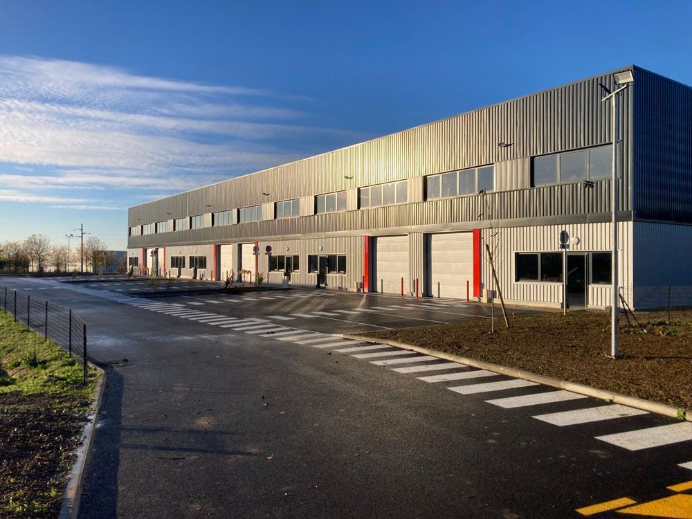 Parking en enrobé pour l'entreprise Axess à Saint-quentin