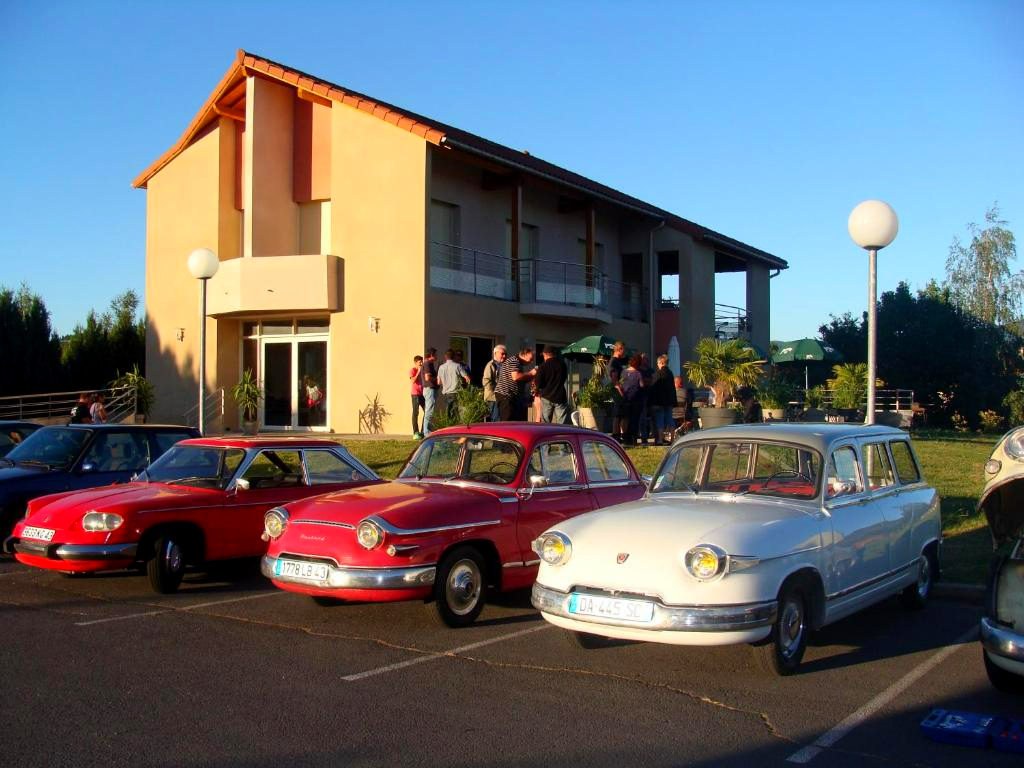 Club d'auto à l'hôtel