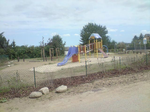 Spiel- und Sportplatzbau