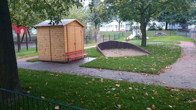 Spiel- und Sportplatzbau