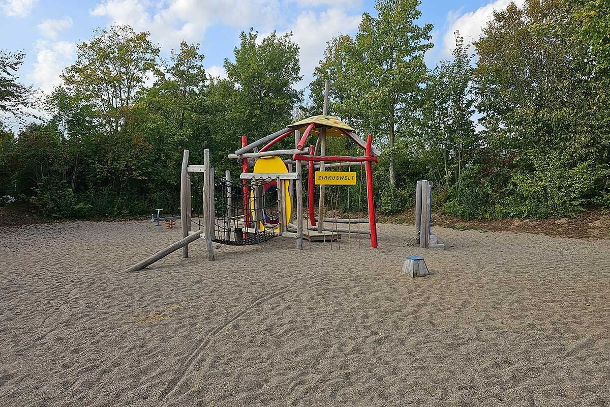 Spielplatzbau