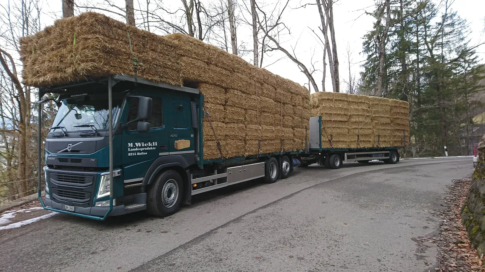 M. Wickli - Landesprodukte Strohtransport