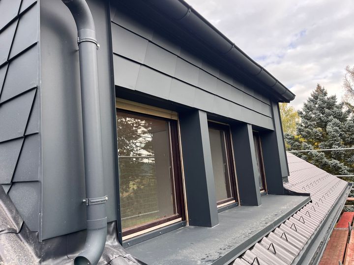 Allmann - Dach Fassade Abdichtung, Fenster in Industriegebäude