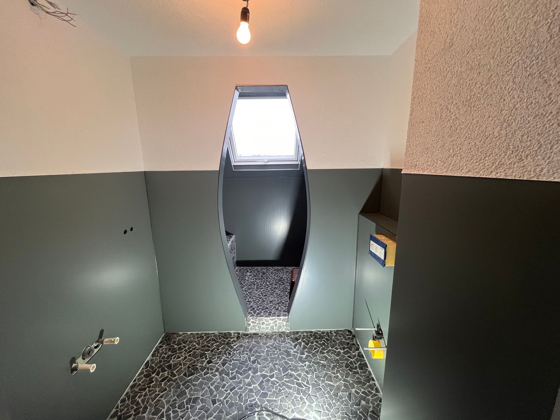 Allmann - Dach Fassade Abdichtung, Badezimmer, Mosaikboden