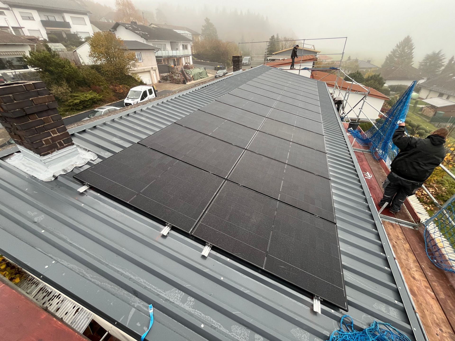 Allmann - Dach Fassade Abdichtung, Photovoltaikanlage