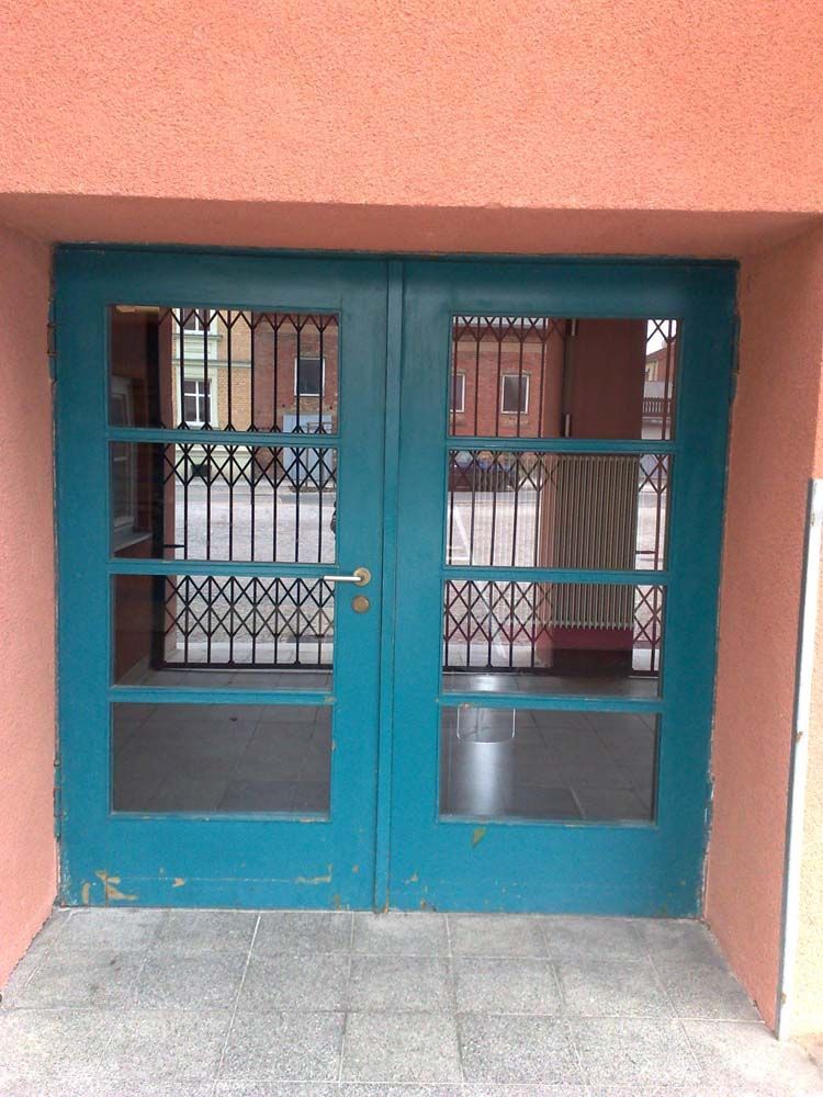 maßgeschneiderteholztür